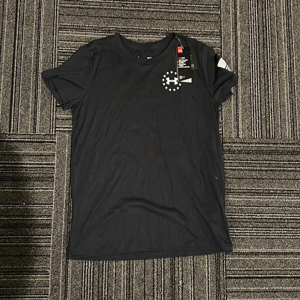 Women’s UA T shirt